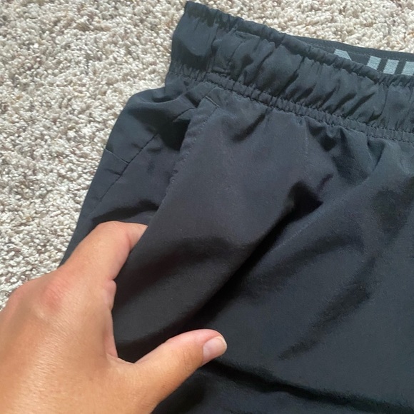 Men’s Nike Dry Fit Unlined Shorts size Large Black with White logo - Picture 2 of 10